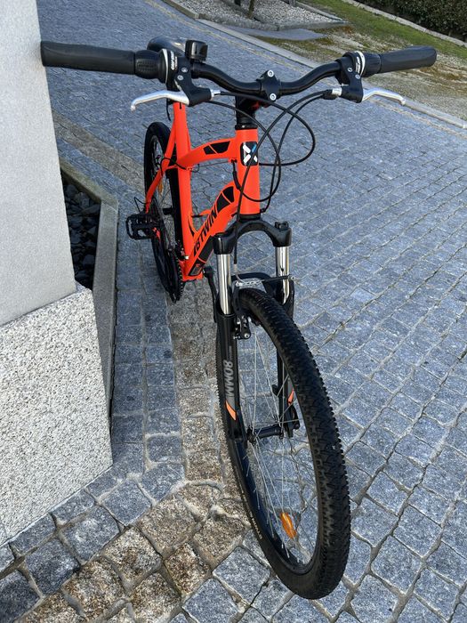 Bicileta btwin laranja como nova