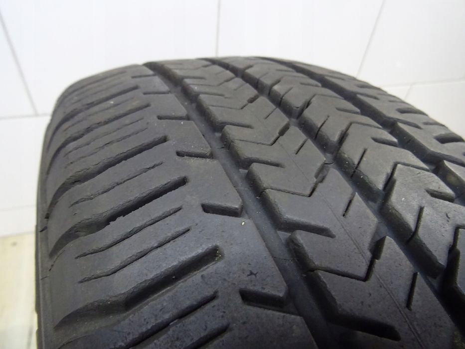opona michelin agilis 51 215/65r16 106/104 t 2021