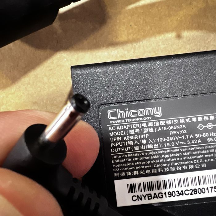 Carregador para portátil Acer compatível com A18-065N3A - NOVO