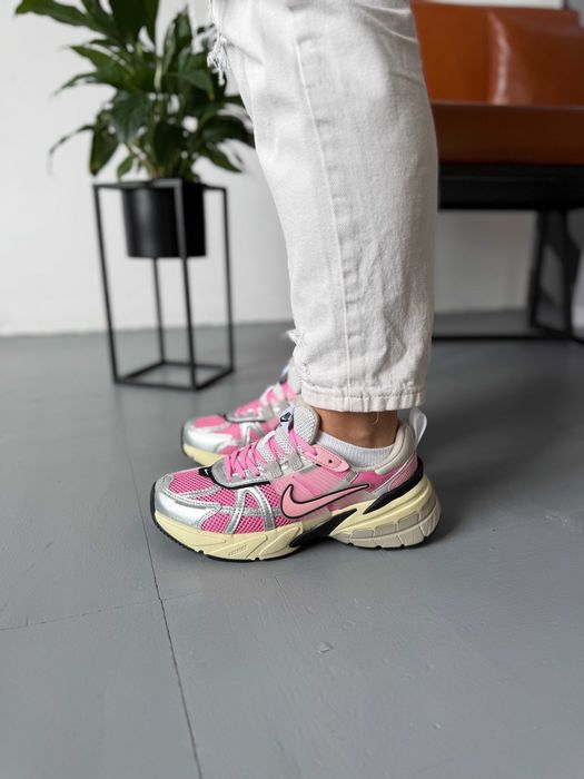 Кросівки Nike V2K Runtekk Pink Silver (36-41)