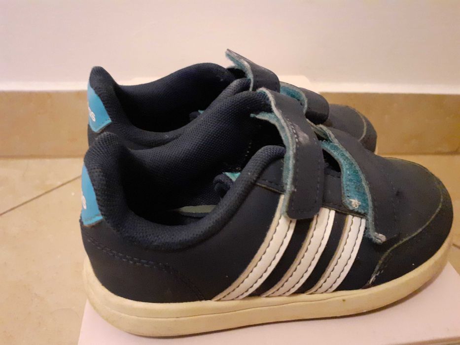 Buty sportowe adidas rozmiar 26, stan bardzo dobry