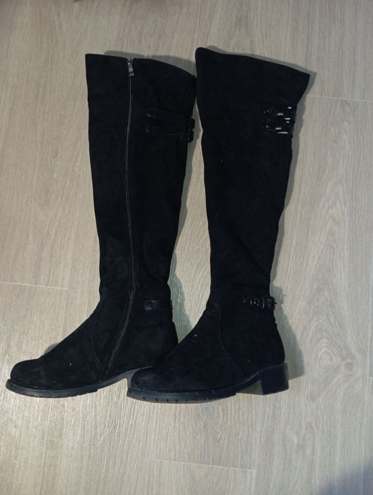 Жіночі зимові сапожки