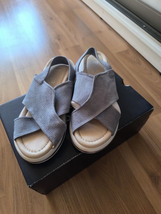 Босоніжки prego стан ідеальний