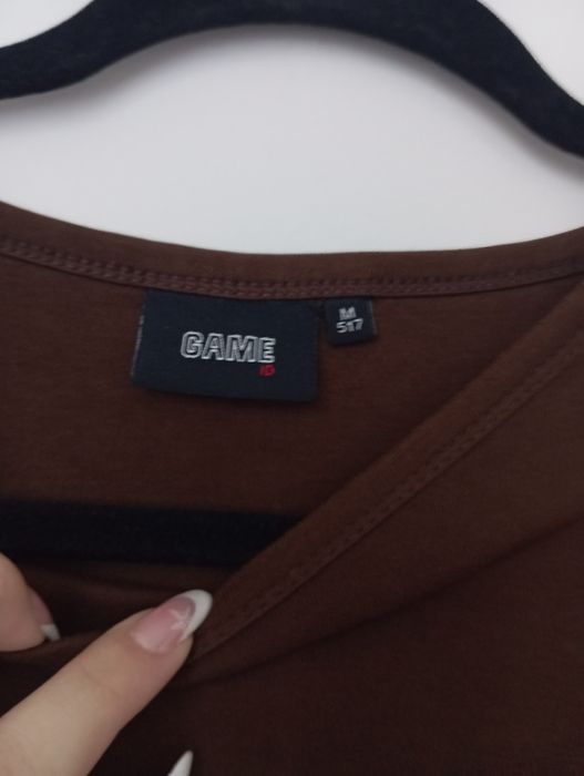 Brązowa koszulka