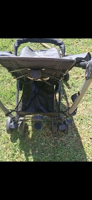 Carrinho de bebé chicco