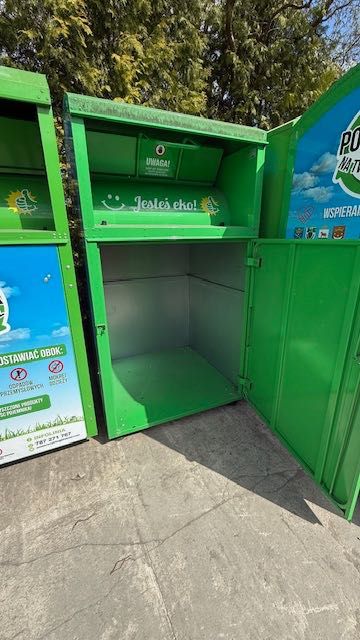 Kontenery na odzież używaną