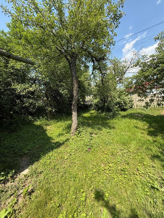 Продаж земельної ділянки в центрі с. Глибочок