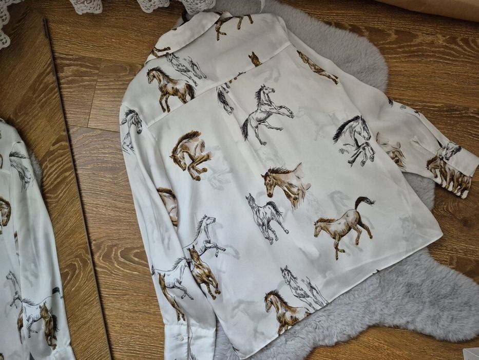 Одна на вибір атласна сорочка від Zara, S/M