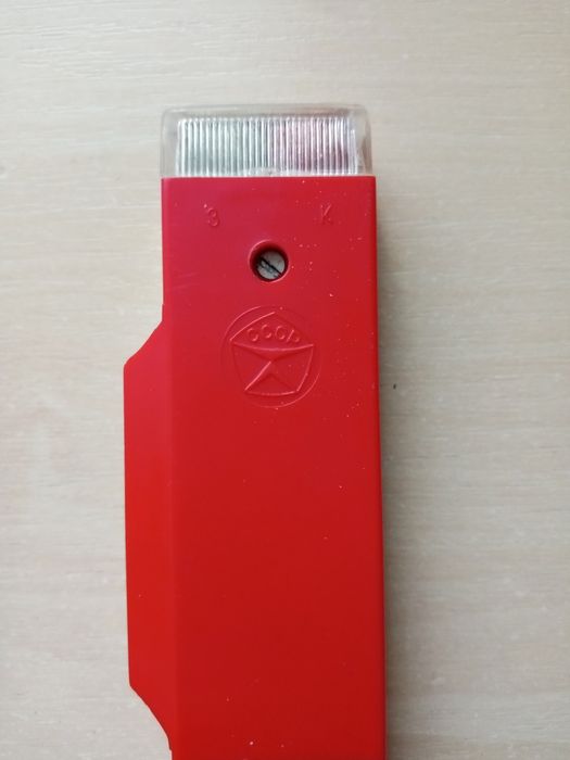 Пристрій для перевірки знань