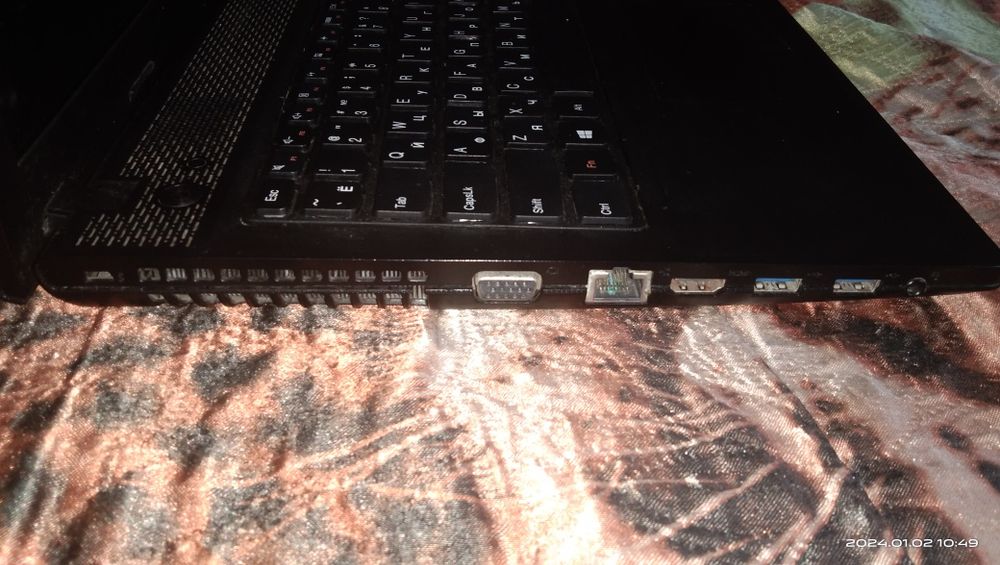Продам ноутбук lenovo g500. 120Гб ссд