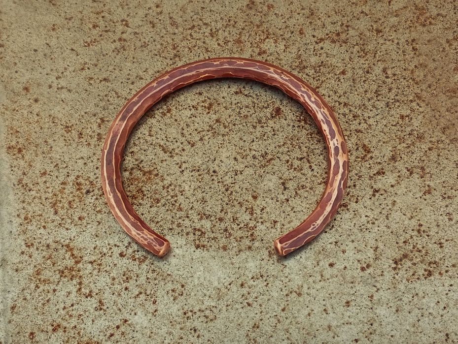 Pulseira Pesada, Terapeutica em Cobre Verdadeiro e Maciço. Fabricadas por mim artesanalmente.