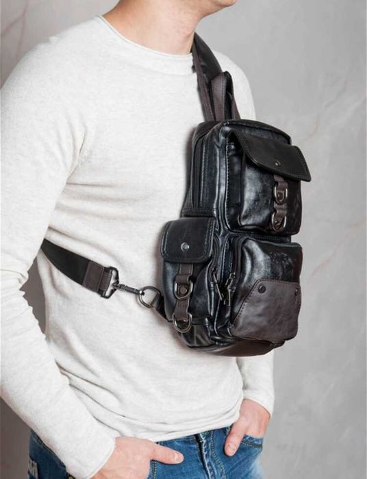 Чоловіча мужская модная кожаная стильная сумка рюкзак на груди плечо