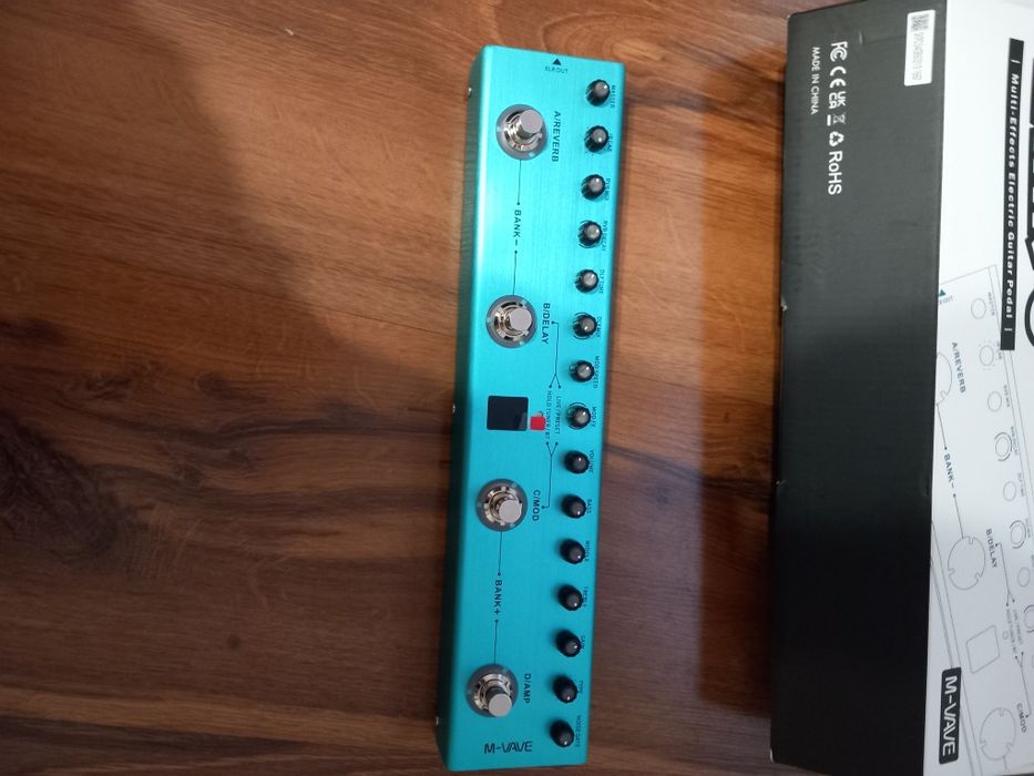 Multiefekt gitarowy m-vawe