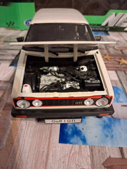 Volkswagen Golf I GTI Welly 1:18 kolekcjonerski