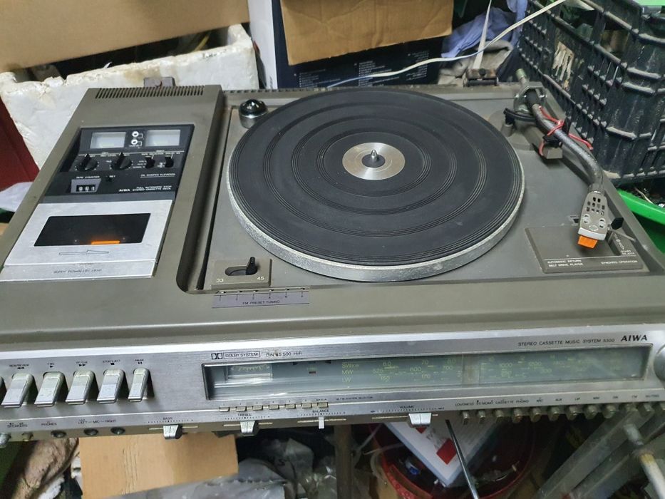 Aparelhagem Aiwa dos anos 70