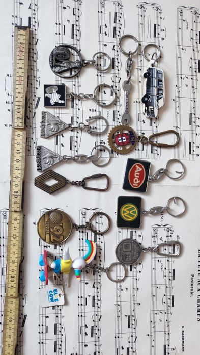 Porta chaves antigos - Marcas de carros e lubrificantes Vintage