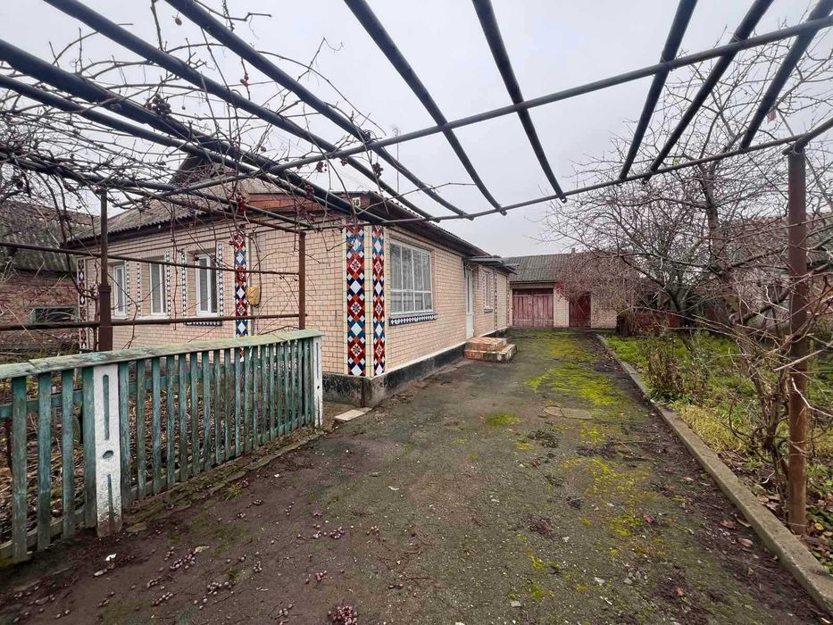 Продаж будинку в Летичеві