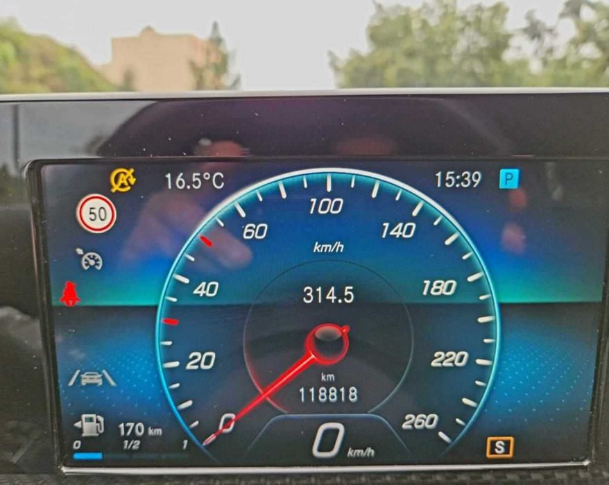 Mercedes-Benz CLA 180d Shooting Brake