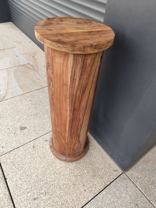 Móvel Vintage em Madeira para CDs / Apoio