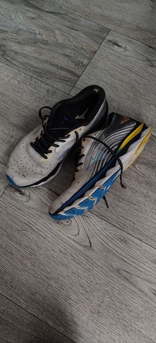 Buty do biegania Mizuno wave sky 06