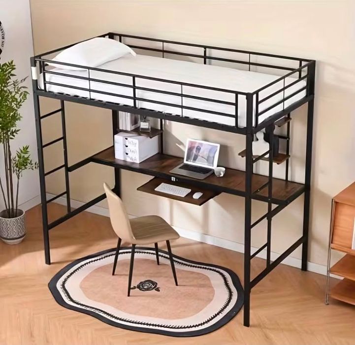 Cama beliche com secretária embaixo