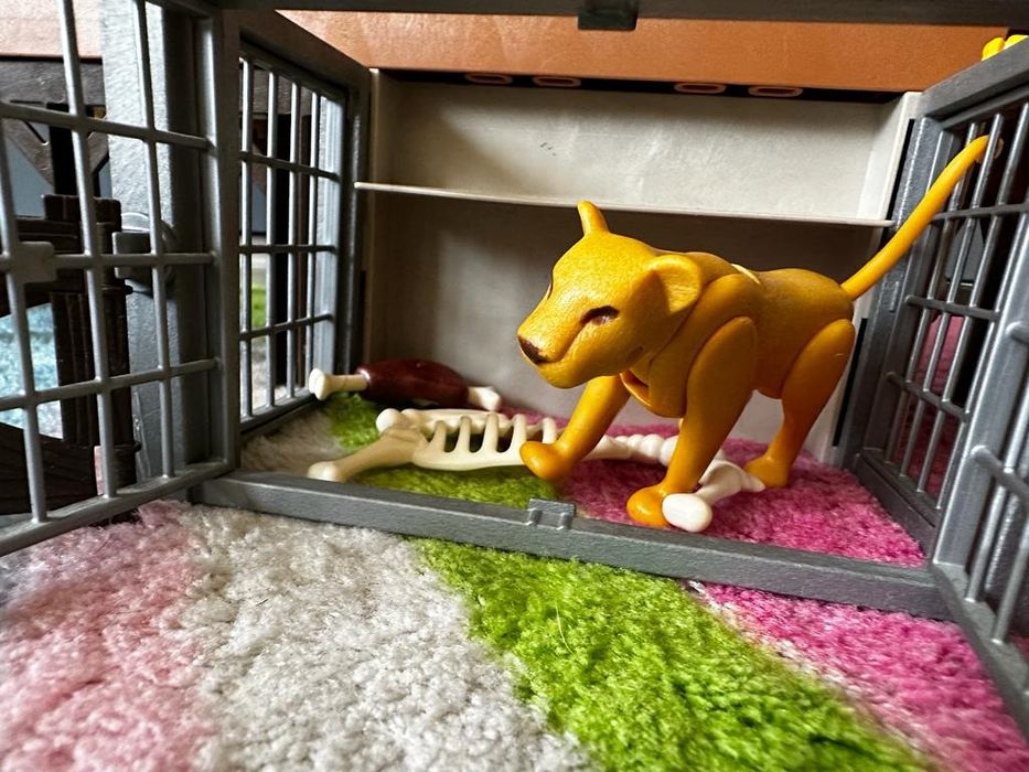 Playmobil4826Zagroda pielęgnacyjna dla dzikich unikat zwierząt lecznic