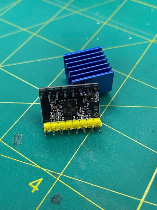 Драйвер для 3д пінтерів TMC2209