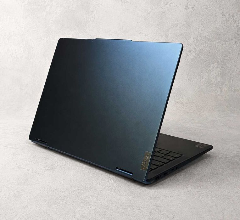 Ультрабук-трансформер 14" Lenovo Yoga 7 14IRL8 OLED i7-1360P 16Gb DDR5 SSD M.2 1Tb NVMe 2880×1800 (2.8K), Multi-Touch, 90Hz + Ліцензія Windows 11 Pro
