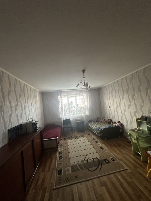 Продаж 3-х кімнатної квартири смт. Глеваха