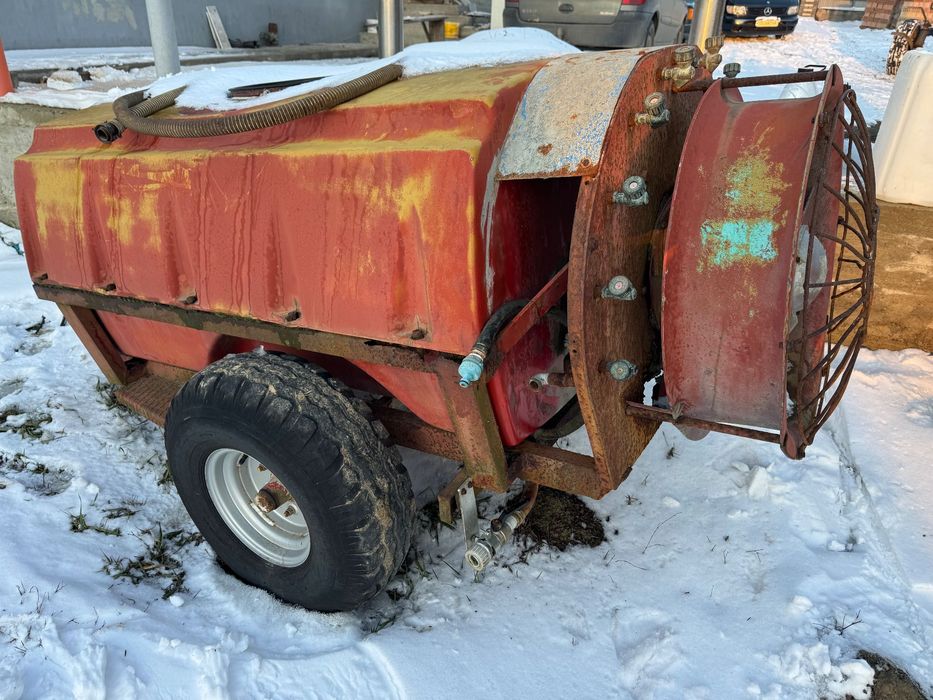 Оприскувач під реставрацію