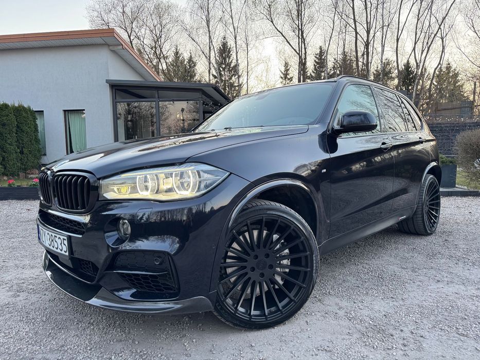 BMW X5 M X5 F15 M50d lekko uszkodzony tyl