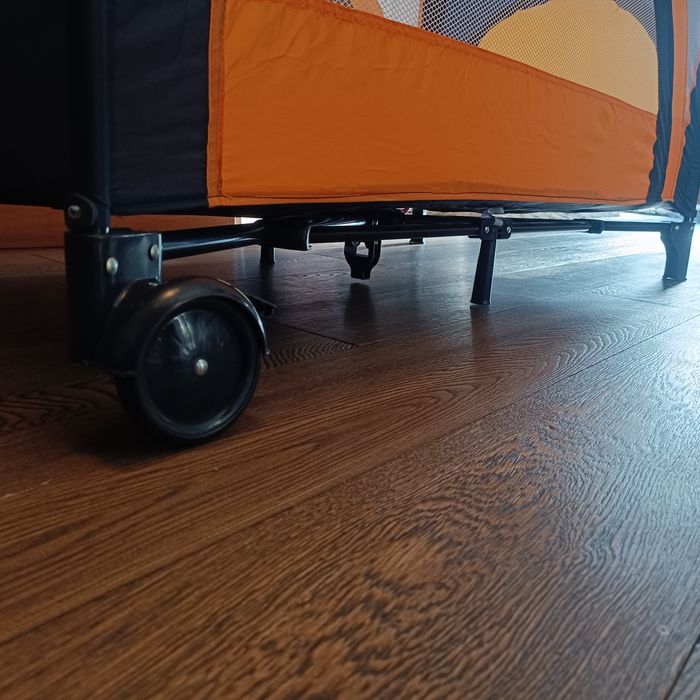 Łóżeczko turystyczne