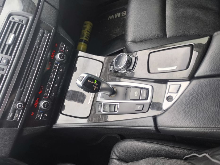 Продам BMW 525i(официал)