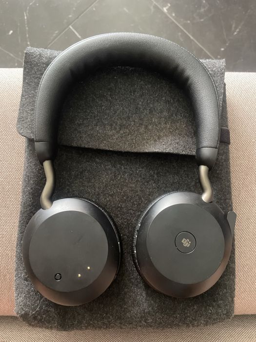 Jabra Evolve2 75