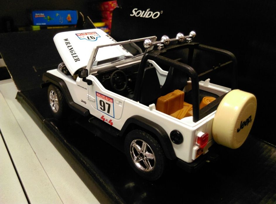 Jeep Wrangler Solido model w skala 1:18
