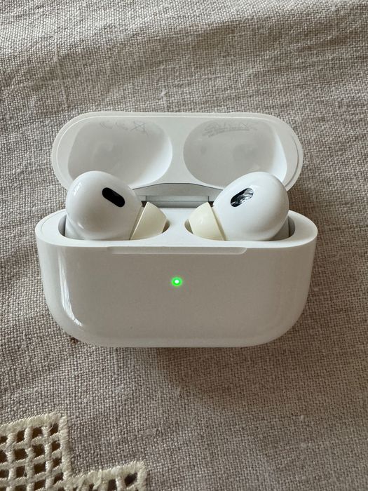 Apple AirPods Pro 2