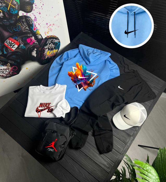 Чоловічий спортивний костюм (комплект)