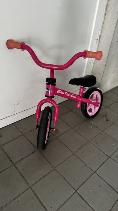 Chicco - Bicicleta de Aprendizagem Rosa Sem Pedais