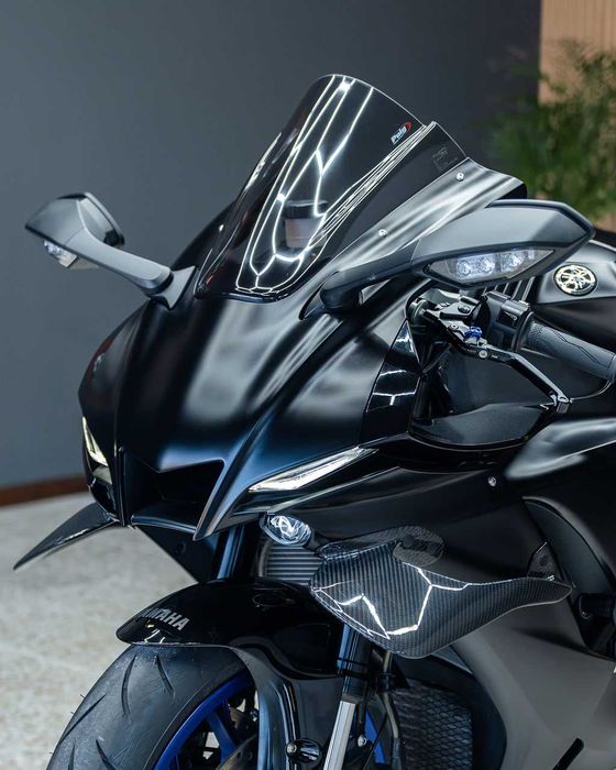 YAMAHA YZF-R1 | ANO 2024 | 12/2024 | APENAS 4.000 KM