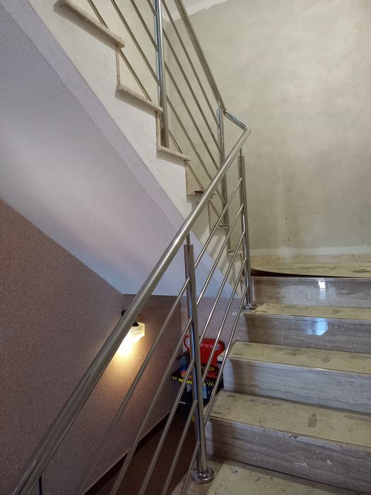 Balustrady ze stali nierdzewnej