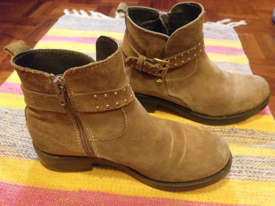 Botas camel em camurça n.35