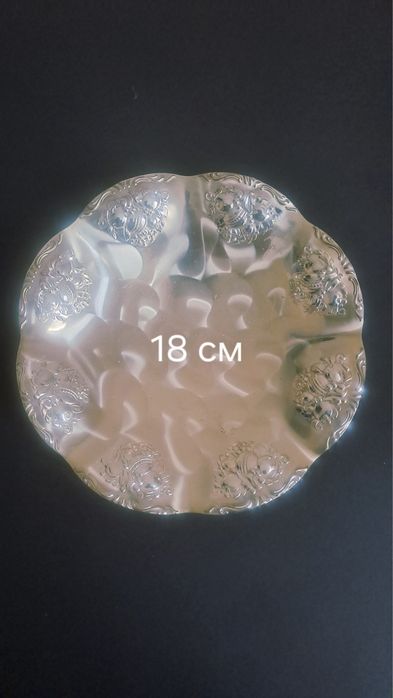 Продам набор ложек и вилок, салфетница и кондитерские лопатки