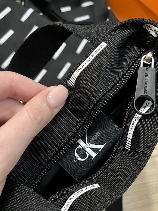 Продам Calvin Klein Bag