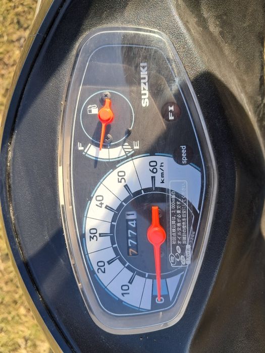 Продам мопед Сузуки Аддресс V50