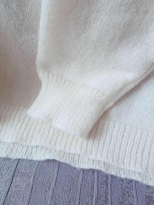 Sweter ekri  nowy
