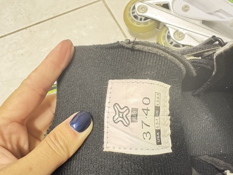 Patins en linha em bom estado