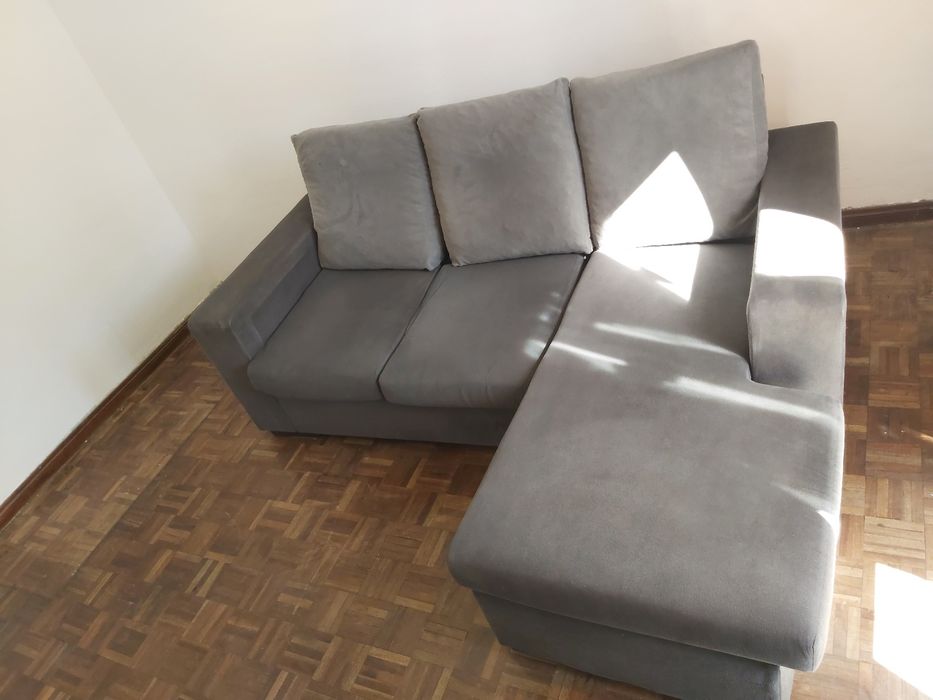 Sofá com chaise longue