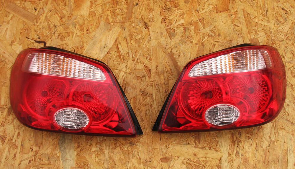 Mitsubishi Outlander I Lampa tył Lewa Prawa