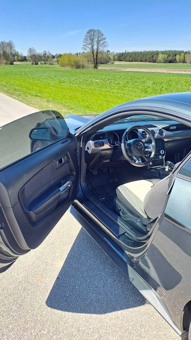 Ford Mustang GT Manual