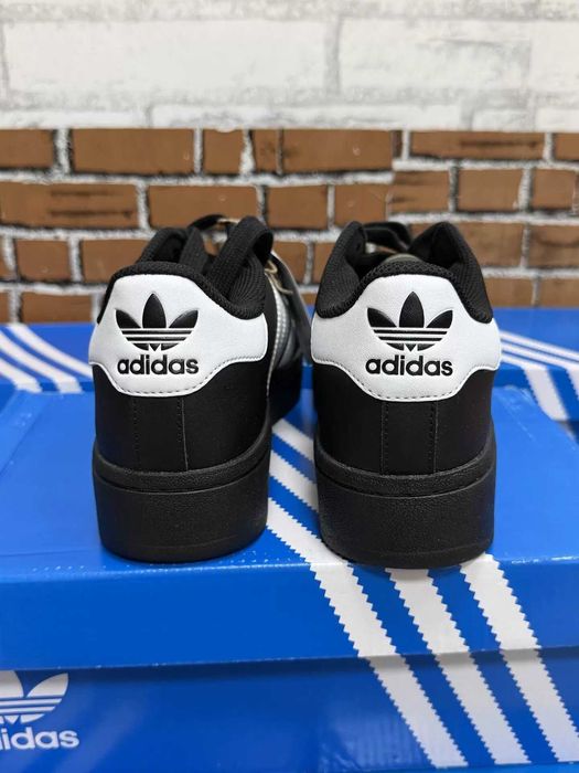 adidas original SUPERSTAR R.37